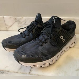 On Cloud Men’s Size 10 Good Condition